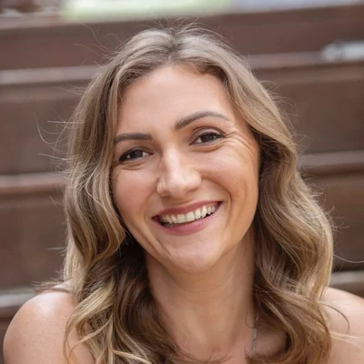 Chiropractor Clarkesville GA Vanessa Gale Meet The Team